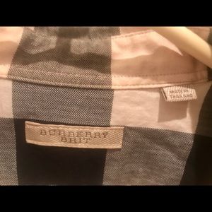 Men’s Burberry shirt